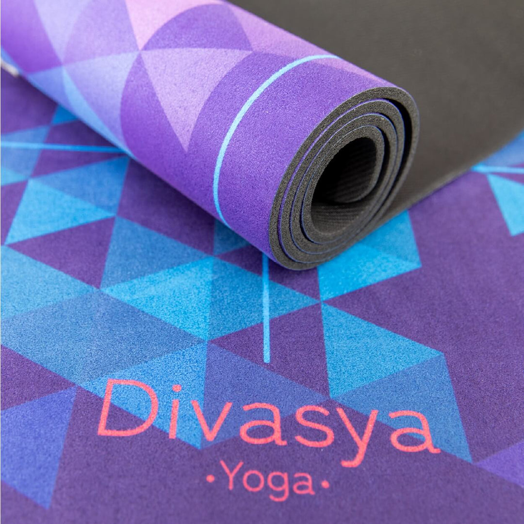 Nachhaltige Yogamatte aus Naturkautschuk & recycelter Mikrofaser